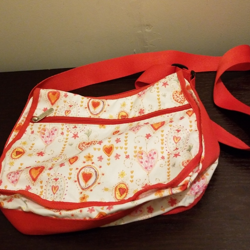 SALE:LeSportsac Crossbody - Picture 2 of 4